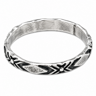 Sterling Silver Dots & Chevron Patterned Band Ring Sterling Silver Dots & Chevron Patterned Band Ring